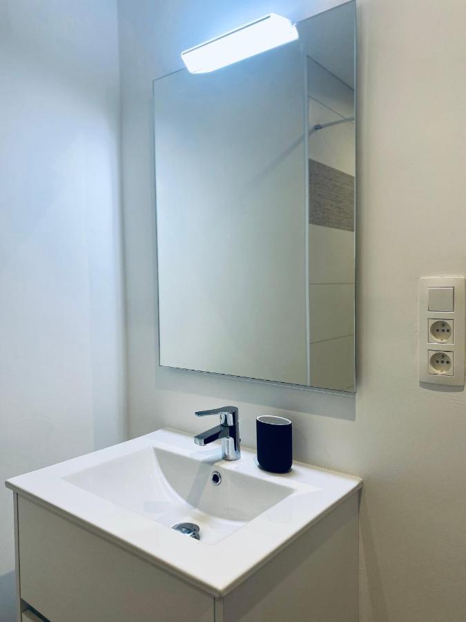 100% Renovated - Quiet Appartment لييج المظهر الخارجي الصورة